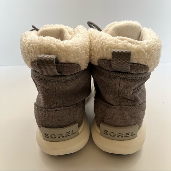 Sorel Explorer 2 Carnival Cozy Waterproof insulated boot- size 6.5 - Picture 4 of 8